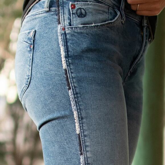 Mavi Adriana distressed mid rise skinny ankle jean raw hem size 25 - Picture 4 of 16